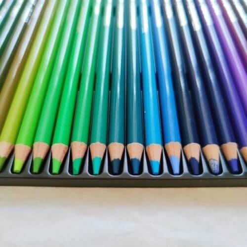 Arteza Expert Colored Pencils Professional Tips Colors Close Up