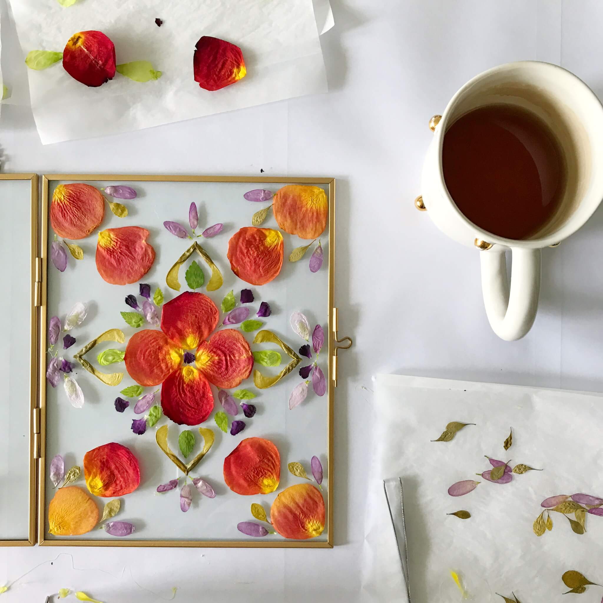 DIY Pressed Flower Art in a Floating Frame - Anna Grunduls Design